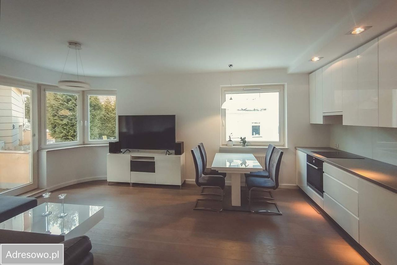 Mieszkanie 3-pokojowe Gdynia Grabówek, ul. Maurycego Beniowskiego. Zdjęcie 1