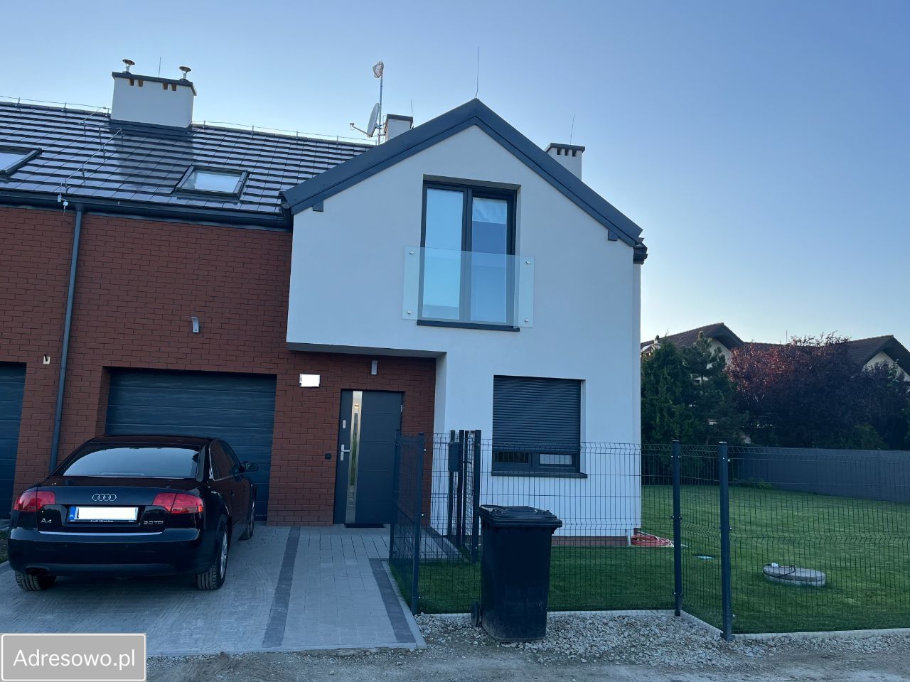 bliźniak, 4 pokoje Kiełczów, ul. Akacjowa