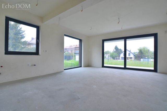 Mieszkanie 4-pokojowe Kraków Swoszowice, ul. Mirosława Krzyżańskiego. Zdjęcie 6