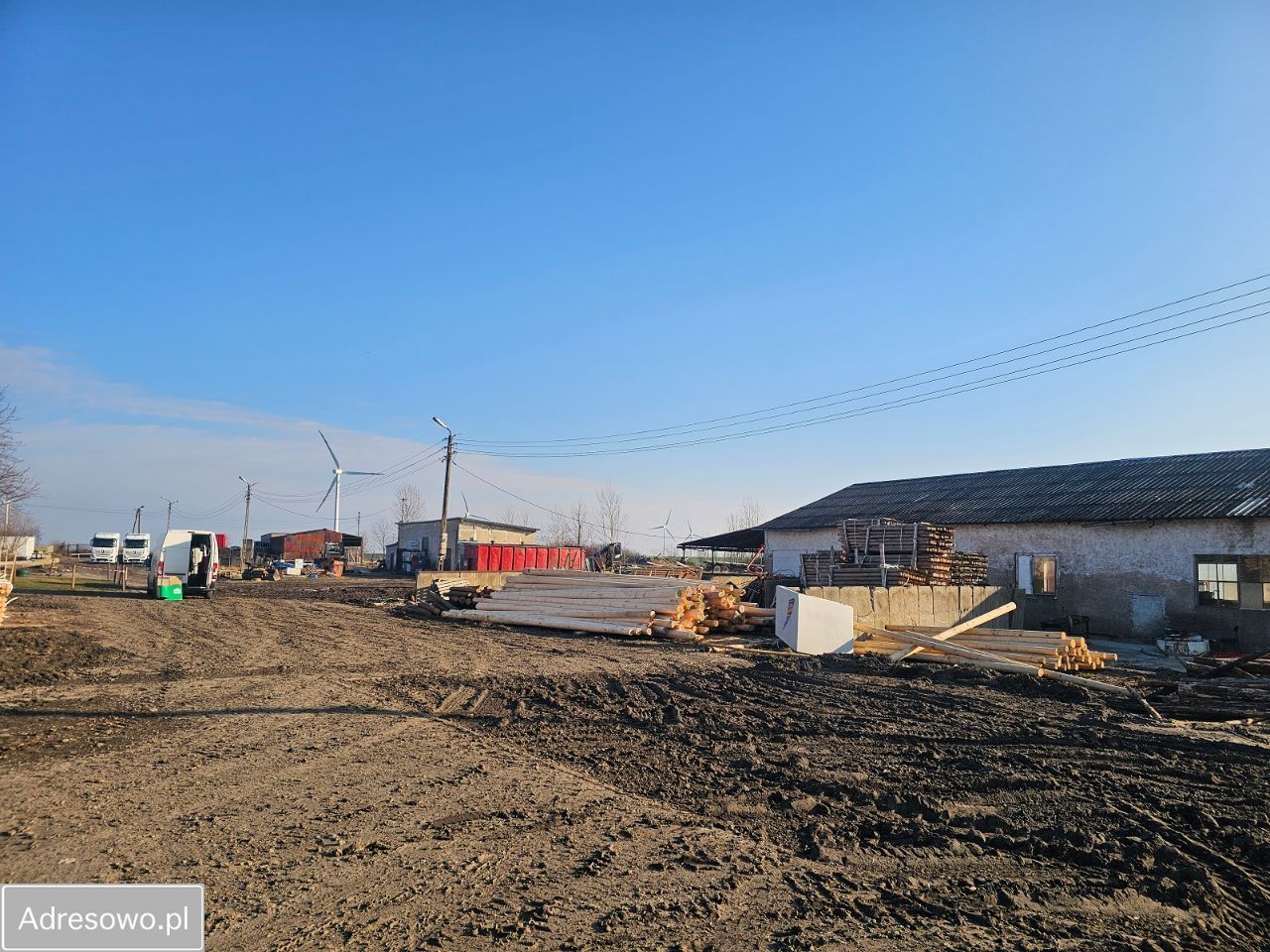 Hala/magazyn Pomyje. Zdjęcie 13