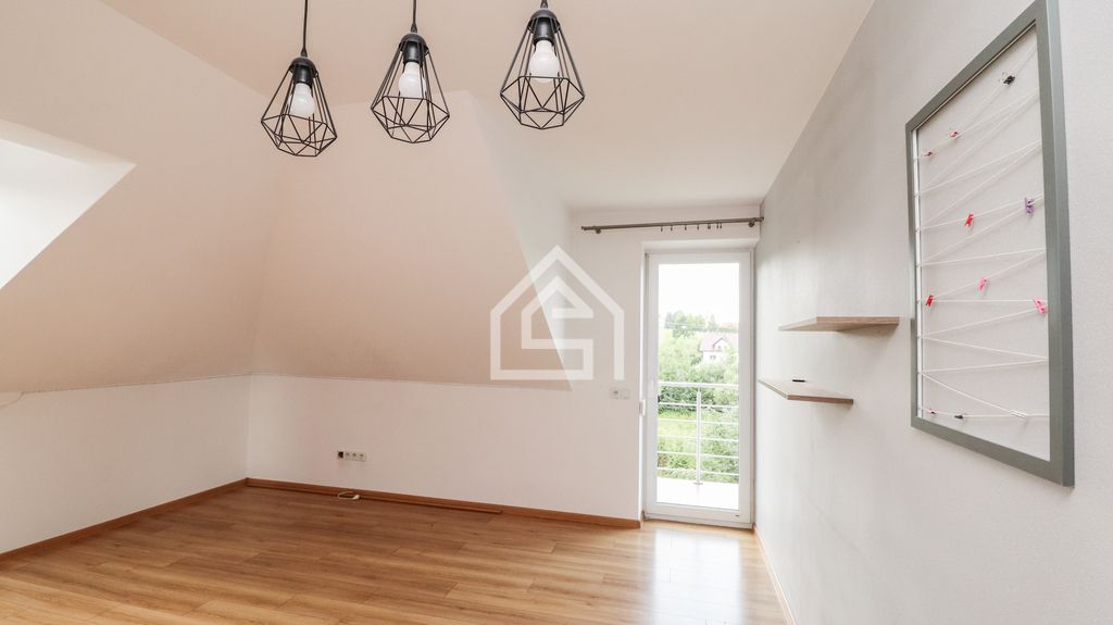 dom wolnostojący, 6 pokoi Gnojnik. Zdjęcie 19