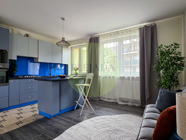 Mieszkanie 5-pokojowe Warszawa Włochy, ul. ks. Juliana Chrościckiego. Zdjęcie 2