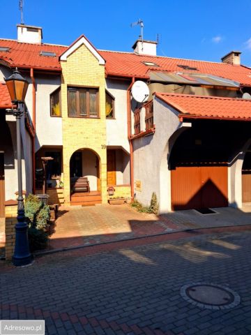 dom szeregowy, 7 pokoi Czarnków, ul. Sikorskiego. Zdjęcie 1