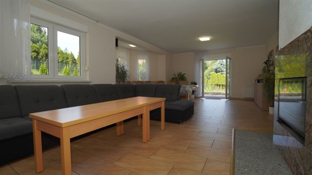 dom wolnostojący, 6 pokoi Szklarska Poręba Biała Dolina, ul. Zdrojowa. Zdjęcie 7