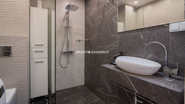 Mieszkanie 4-pokojowe Kraków Bieżanów, ul. Henryka i Karola Czeczów. Zdjęcie 9