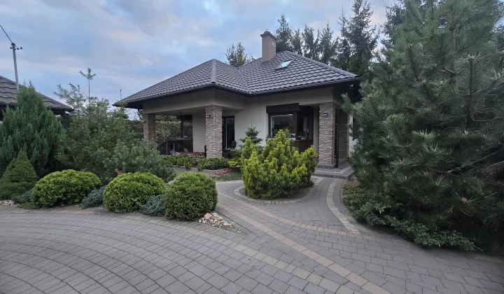 dom wolnostojący, 3 pokoje Stalowa Wola Posanie, ul. Mostowa