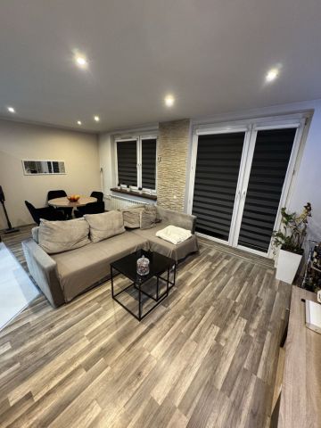 Mieszkanie 2-pokojowe Jastrzębie-Zdrój, ul. Małopolska. Zdjęcie 1