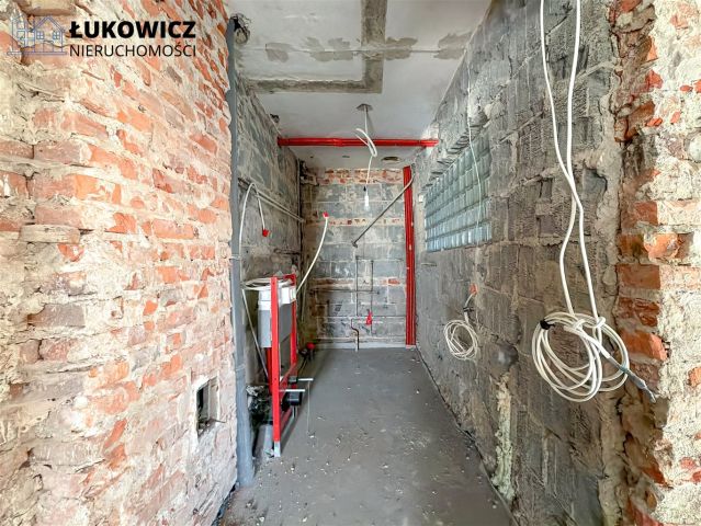 dom wolnostojący, 15 pokoi Jeleśnia. Zdjęcie 12