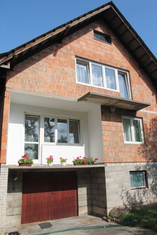 dom wolnostojący Żyrardów, ul. Chmielna. Zdjęcie 1