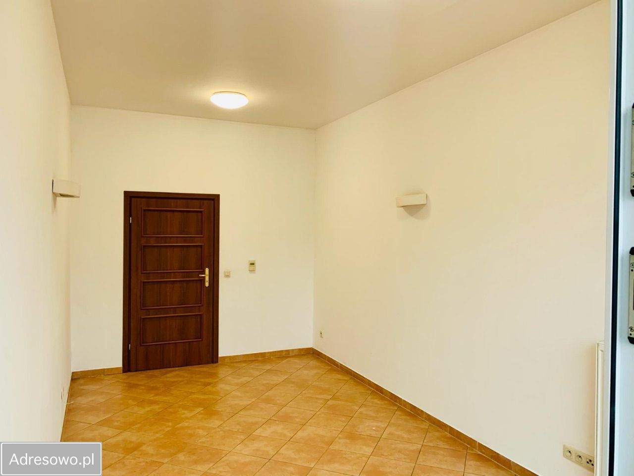 Lokal Oleśnica, ul. Wiejska. Zdjęcie 7