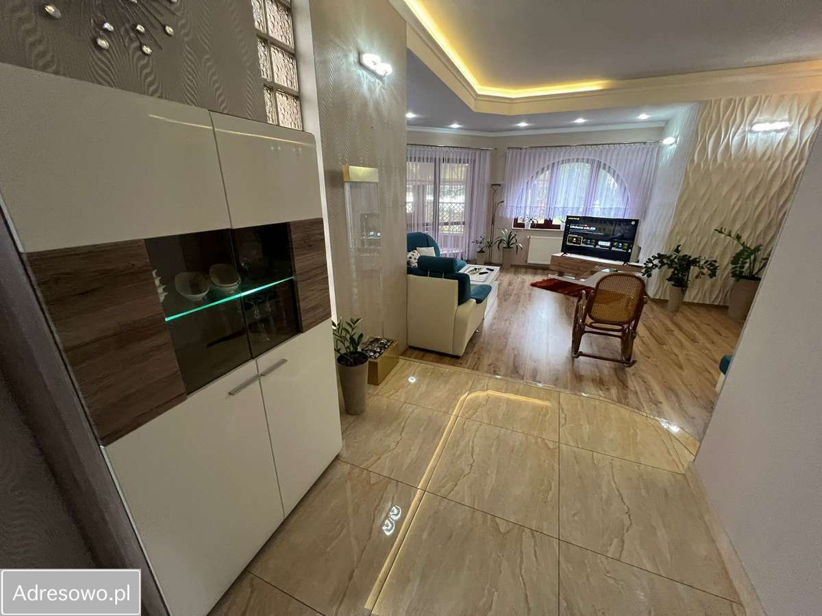 dom wolnostojący, 6 pokoi Popielów. Zdjęcie 5