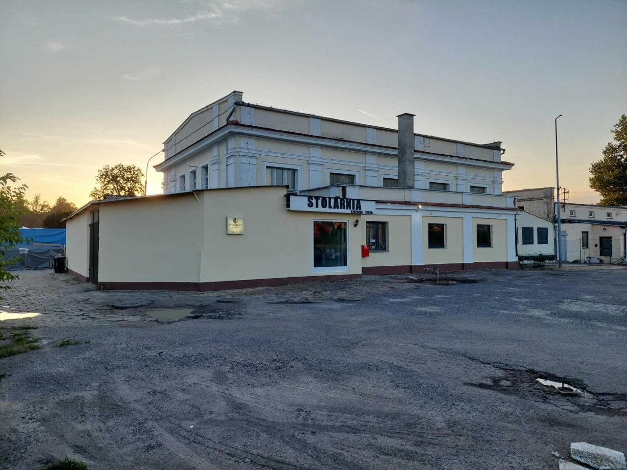 Hala/magazyn Rydzyna. Zdjęcie 1