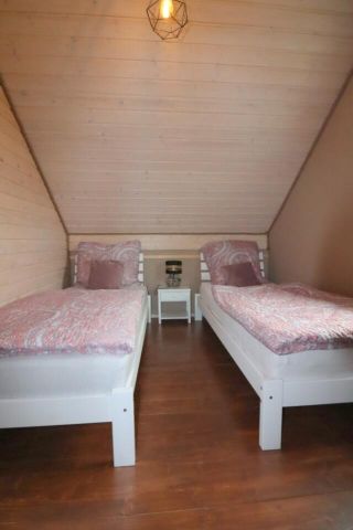 dom wolnostojący, 12 pokoi Rybical. Zdjęcie 11