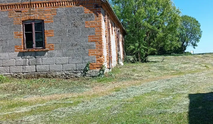 dom wolnostojący, 3 pokoje Kmiczyn