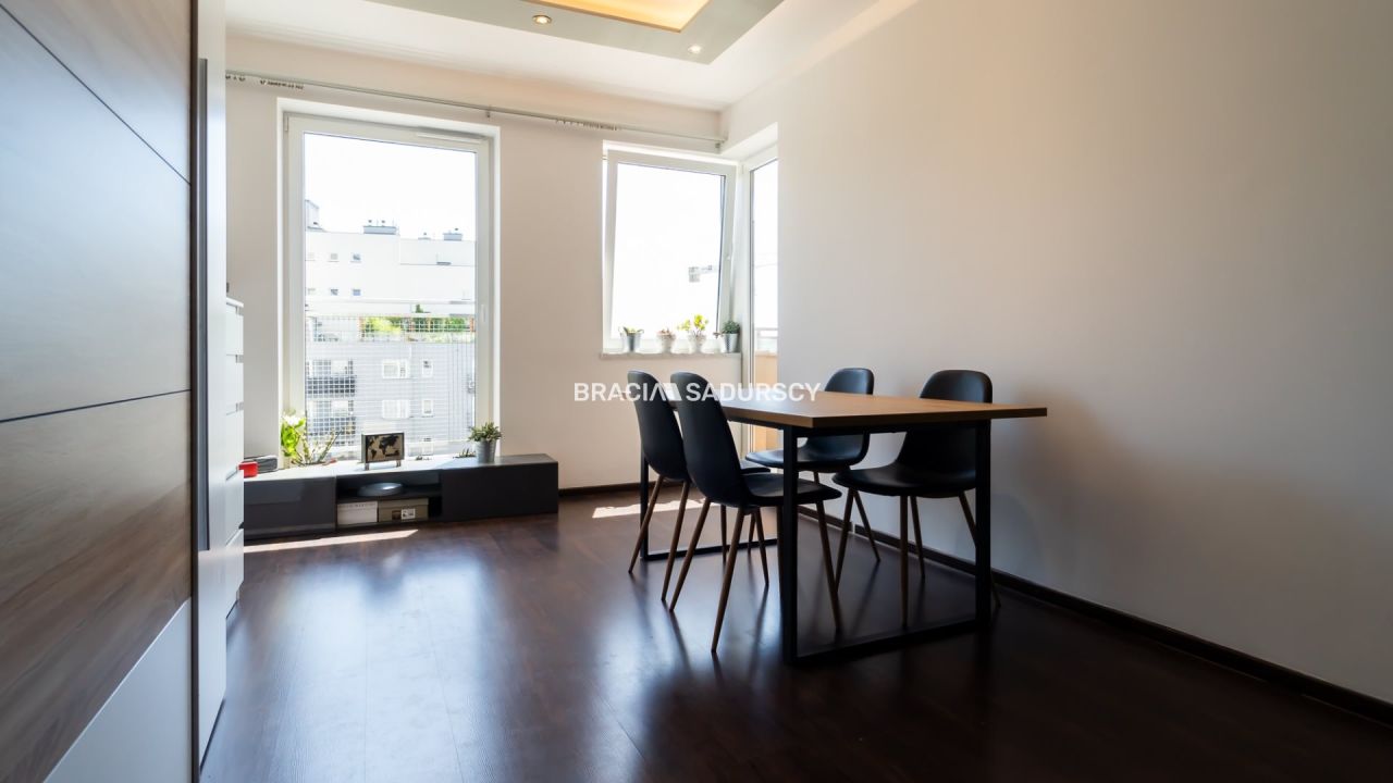 Mieszkanie 2-pokojowe Kraków Podgórze Duchackie, ul. Adama Bochenka. Zdjęcie 3