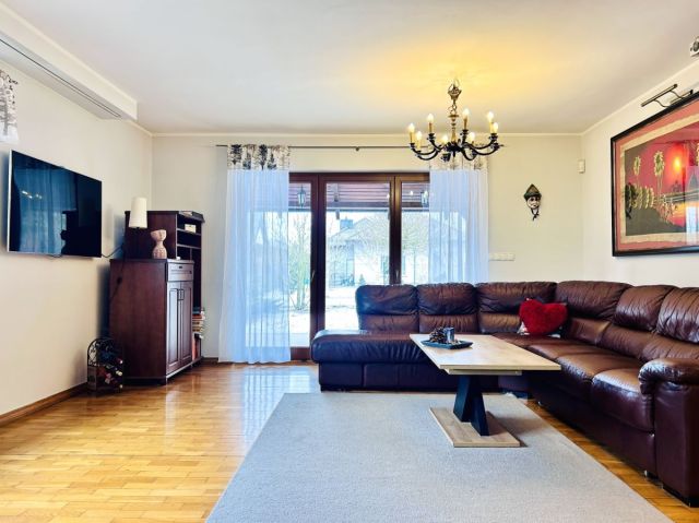 dom wolnostojący, 5 pokoi Dąbrowa. Zdjęcie 4