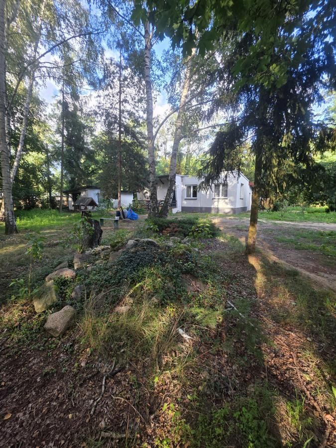 dom wolnostojący, 2 pokoje Jedlicze A, ul. Szkolna. Zdjęcie 4