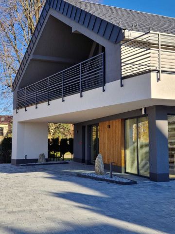 Lokal Osieczany. Zdjęcie 1