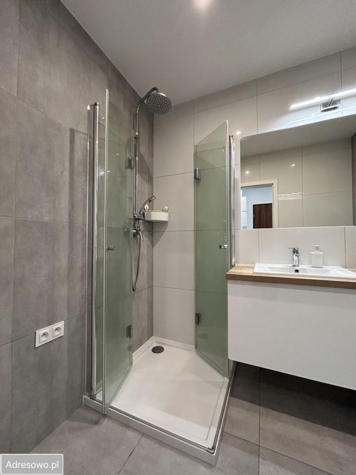 Mieszkanie 2-pokojowe Jelenia Góra Centrum, ul. Osiedle Robotnicze. Zdjęcie 16