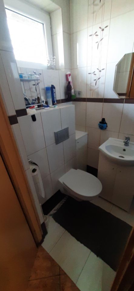 dom wolnostojący, 6 pokoi Radomsko Centrum, Prym. Wyszyńskiego. Zdjęcie 12