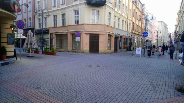 Mieszkanie 3-pokojowe Katowice Śródmieście, ul. Dyrekcyjna. Zdjęcie 3