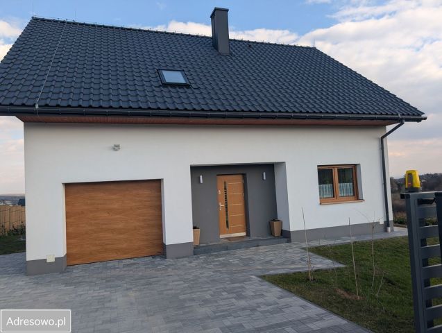 dom wolnostojący, 4 pokoje Żerkowice. Zdjęcie 1