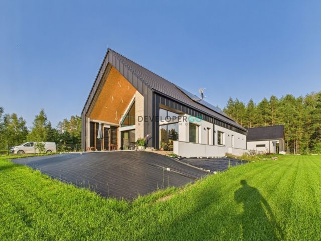 dom wolnostojący, 4 pokoje Lipowy Most. Zdjęcie 1