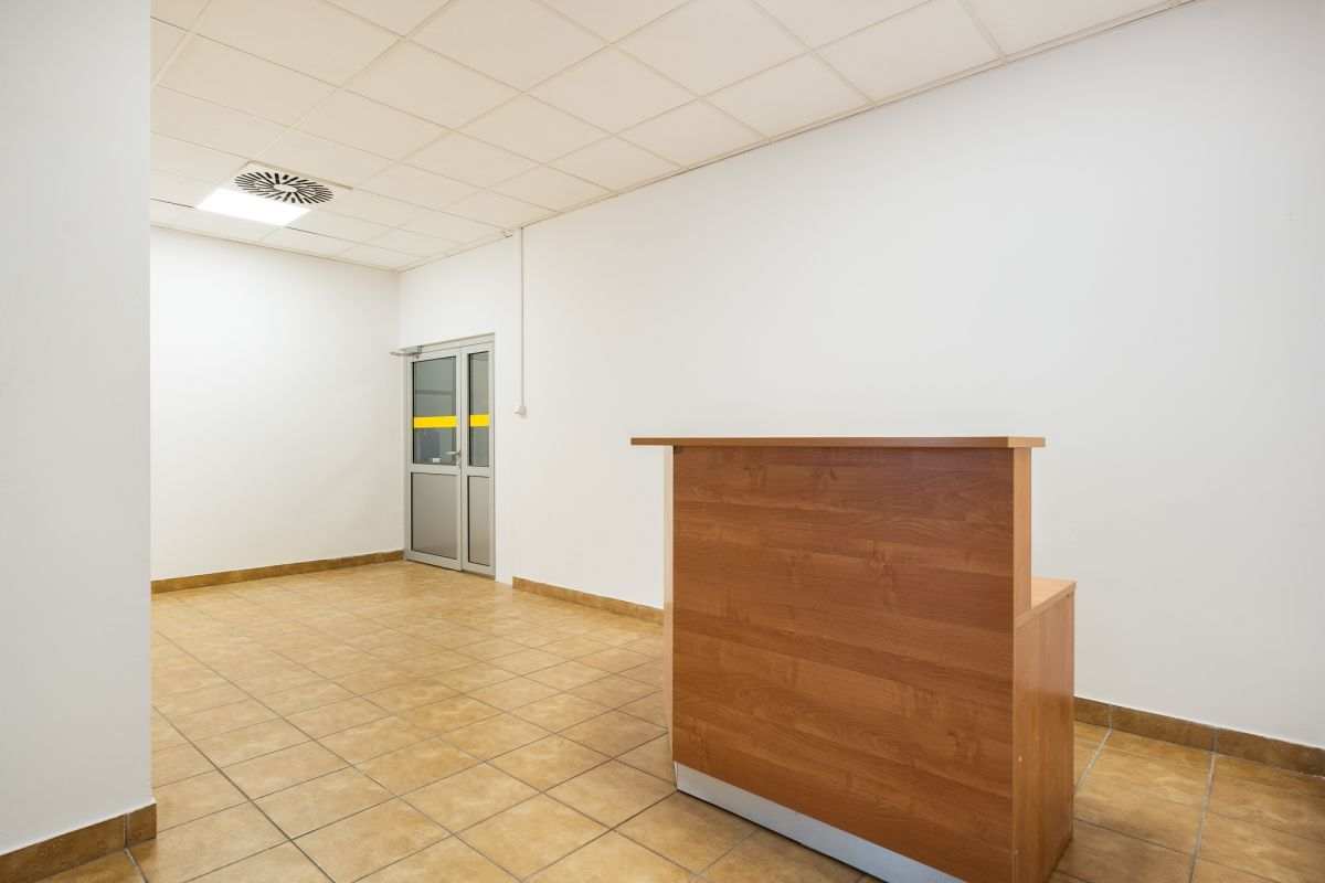 Lokal Warszawa Praga-Południe, al. Stanów Zjednoczonych. Zdjęcie 12