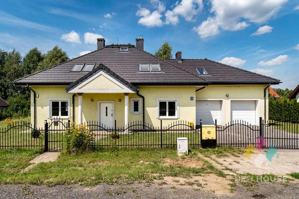 dom wolnostojący, 5 pokoi Sząbruk, ul. Rumiankowa