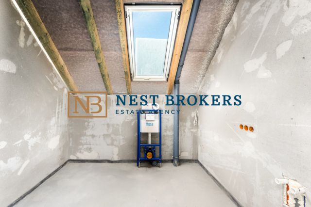 dom wolnostojący, 7 pokoi Biskupice. Zdjęcie 12