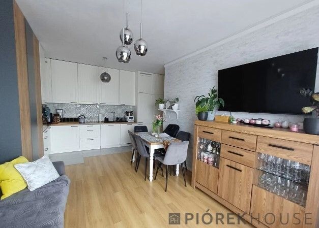 Mieszkanie 3-pokojowe Warszawa Włochy, ul. Klinkierowa. Zdjęcie 1