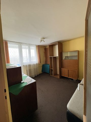 Mieszkanie 3-pokojowe Łódź Dąbrowa, ul. Władysława Broniewskiego. Zdjęcie 2