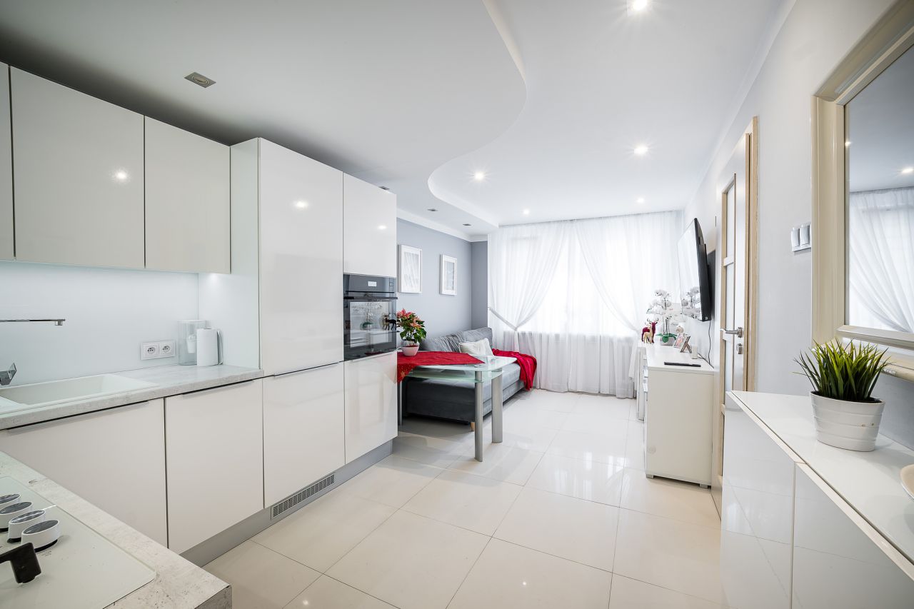 Mieszkanie 2-pokojowe Kraków Azory, ul. Piotra Stachiewicza. Zdjęcie 1