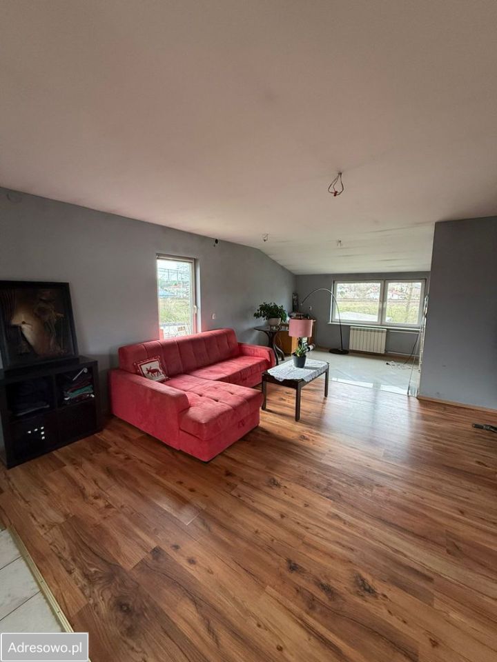 dom wolnostojący, 9 pokoi Dąbrowa Górnicza Tucznawa, ul. Ludwika Idzikowskiego. Zdjęcie 17