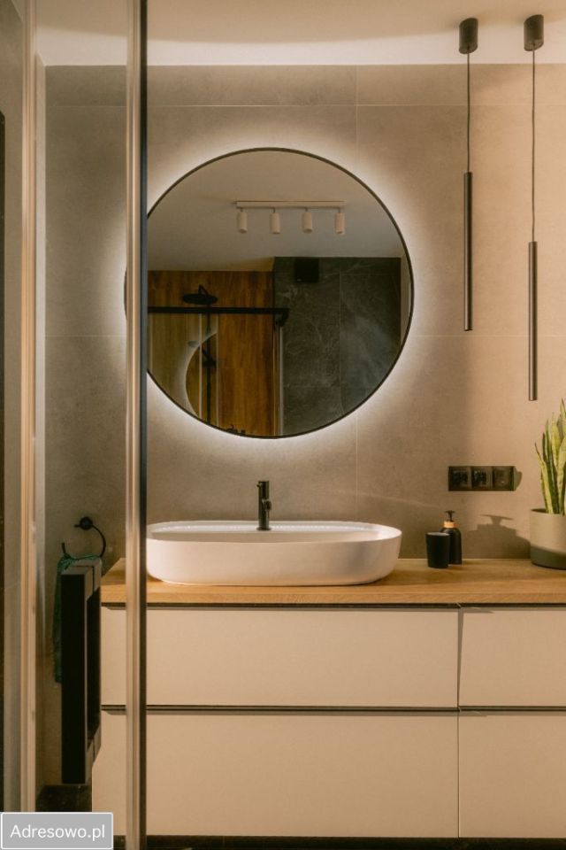 Mieszkanie 4-pokojowe Jelenia Góra Cieplice Śląskie-Zdrój, ul. Walerego Wróblewskiego. Zdjęcie 5