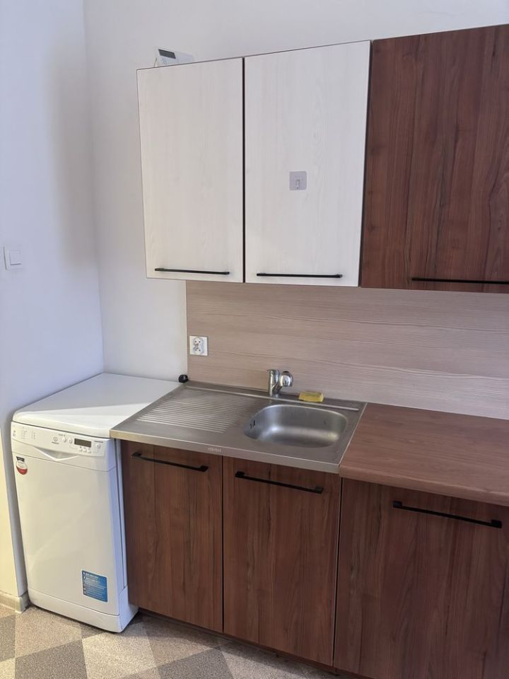 Mieszkanie 1-pokojowe Brzesko Centrum. Zdjęcie 3