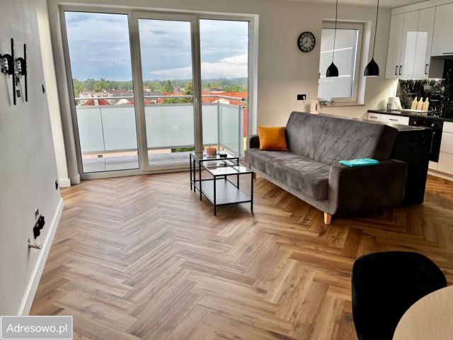 Mieszkanie 3-pokojowe Czechowice-Dziedzice, ul. Dolna. Zdjęcie 1