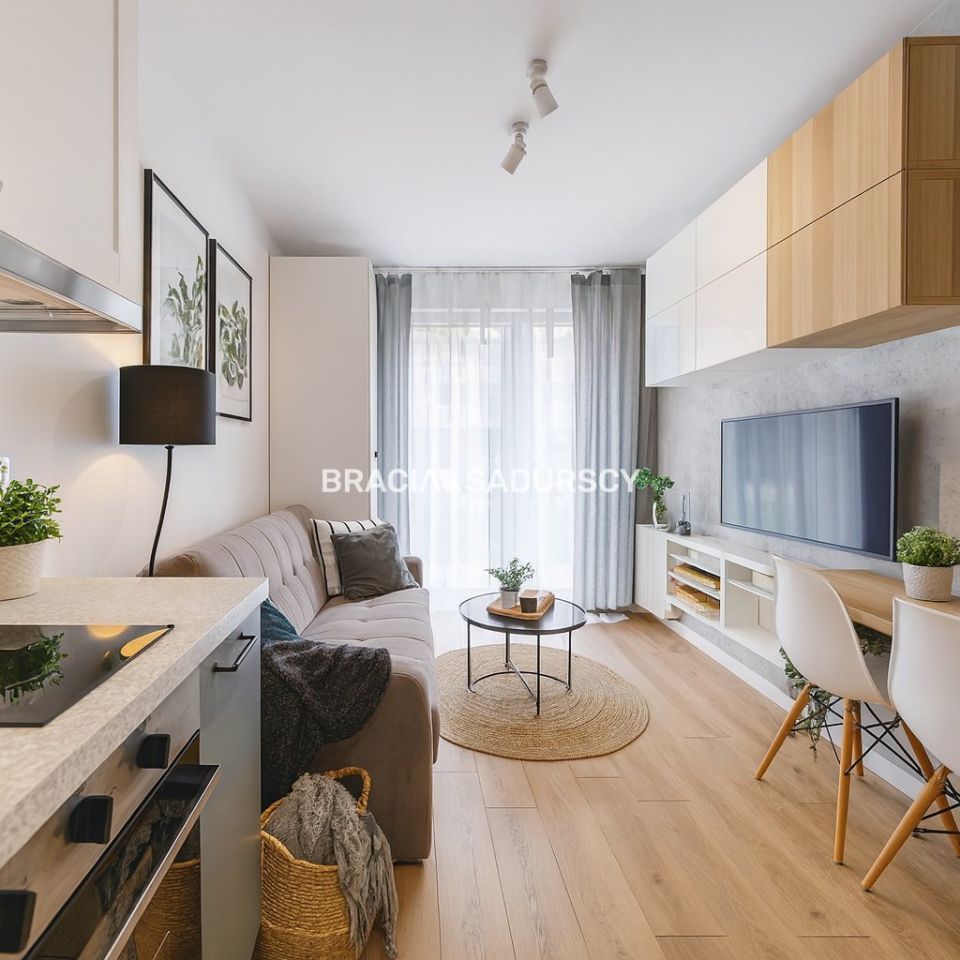 Mieszkanie 4-pokojowe Kraków Czyżyny, ul. bp. Piotra Tomickiego. Zdjęcie 3