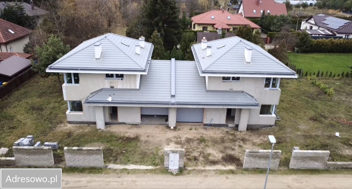 bliźniak, 4 pokoje Stasi Las, ul. Radosna