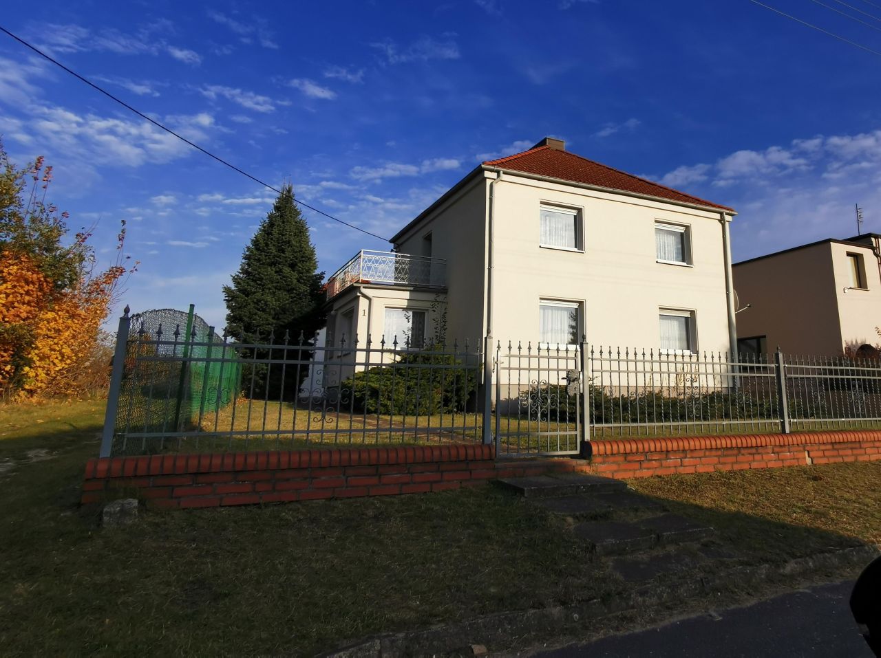 dom wolnostojący, 7 pokoi Zębowice, ul. Stokrotek. Zdjęcie 1
