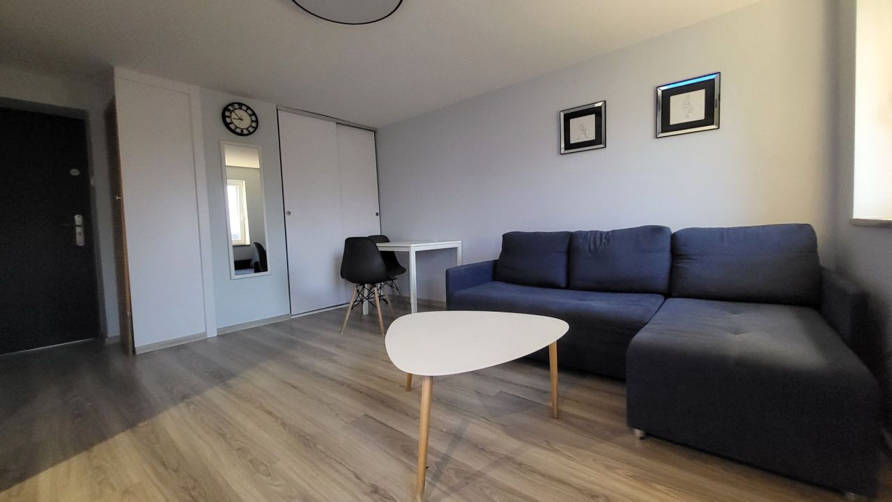 Mieszkanie 1-pokojowe Strzegom. Zdjęcie 1