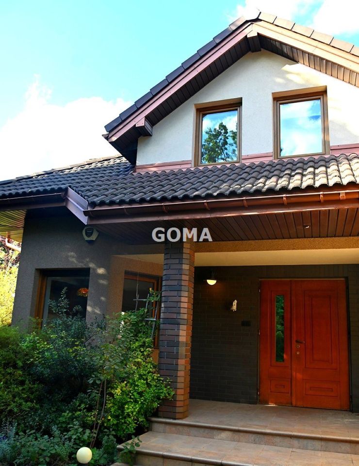 dom wolnostojący, 7 pokoi Józefów Centrum. Zdjęcie 1