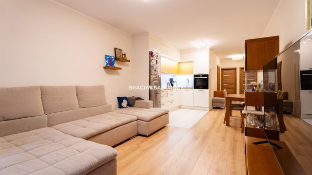 Mieszkanie 3-pokojowe Kraków Grzegórzki, ul. Bajeczna. Zdjęcie 3