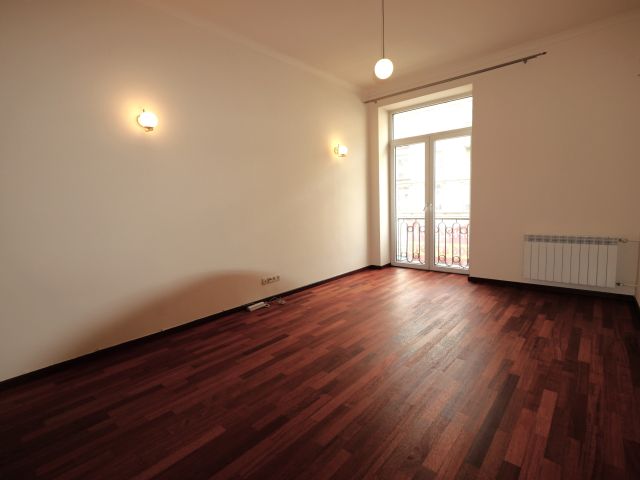 Mieszkanie 4-pokojowe Warszawa Śródmieście, ul. Nowowiejska. Zdjęcie 3