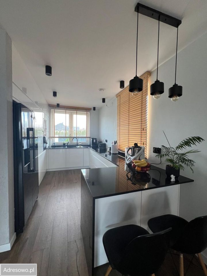 dom wolnostojący, 4 pokoje Dębe Wielkie, ul. Turkusowa. Zdjęcie 8