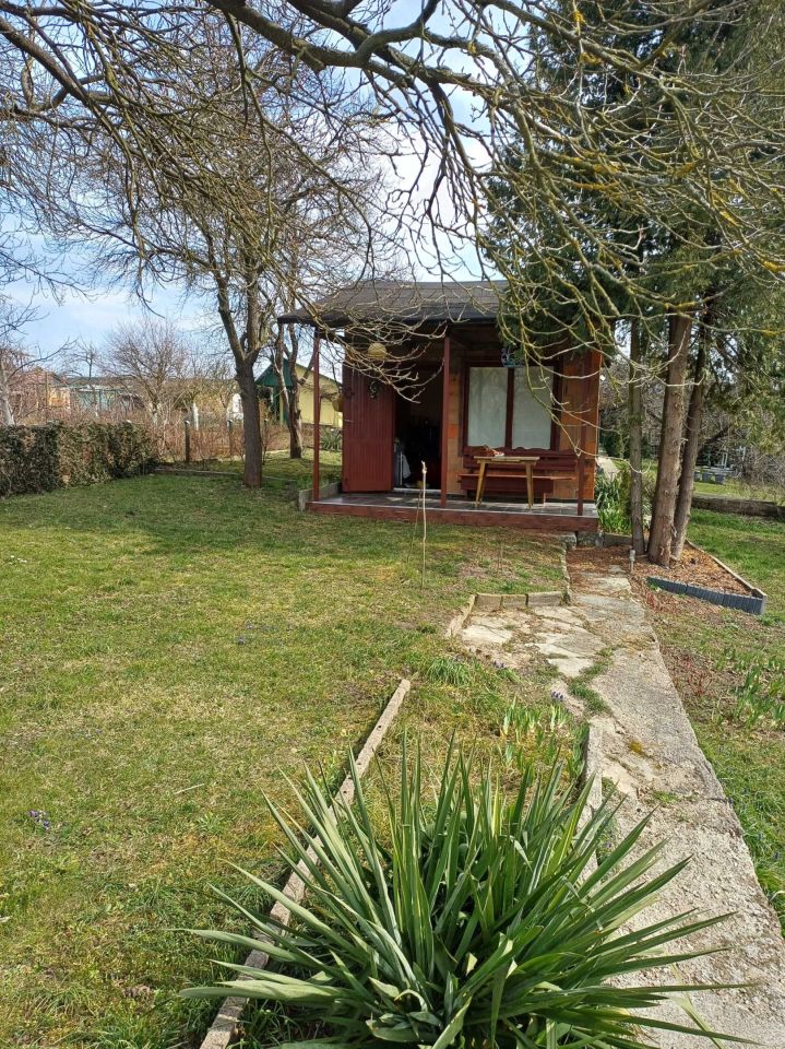 Działka rod Poddębice