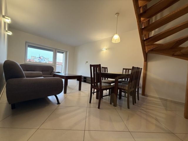 Mieszkanie 3-pokojowe Leszno, ul. Jana Ostroroga. Zdjęcie 1