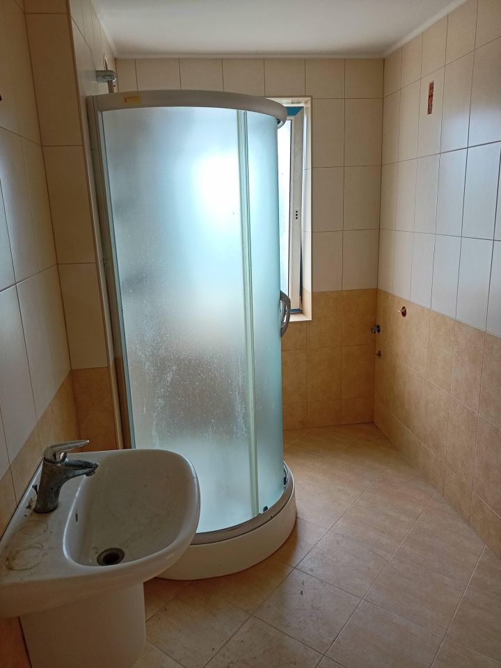 dom wolnostojący, 7 pokoi Brzozowiec, ul. Polna. Zdjęcie 2