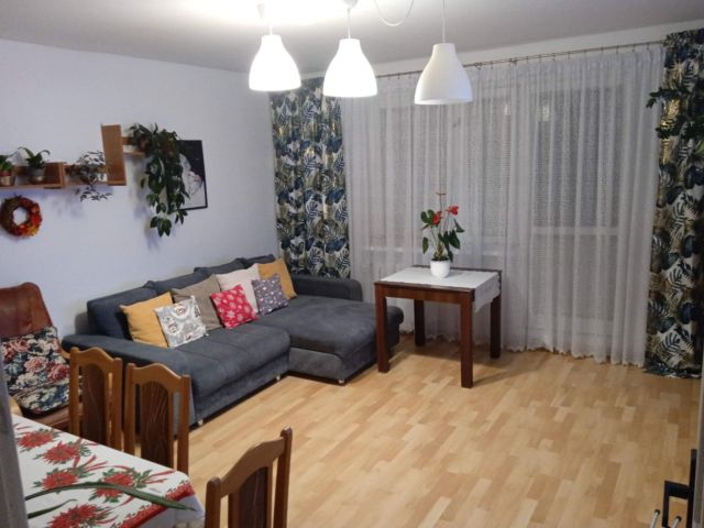 Mieszkanie 4-pokojowe Łódź Bałuty, ul. Świtezianki. Zdjęcie 1