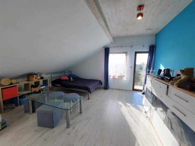 dom wolnostojący, 7 pokoi Kochlice, ul. Miła. Zdjęcie 1